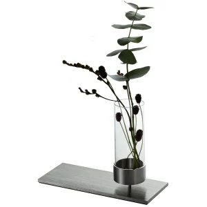 Machined vas i rostfritt stål  • Buster + Punch