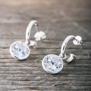 Örhängen Hoops vit sten