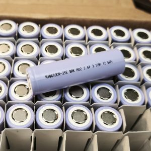 SMÅ/BAK 18650 CR-35E