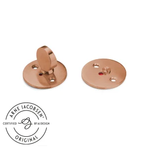 Arne Jacobsen toalettsits i koppar med röd/vit markering