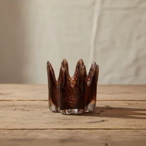 Ljuslykta Millie, Brun